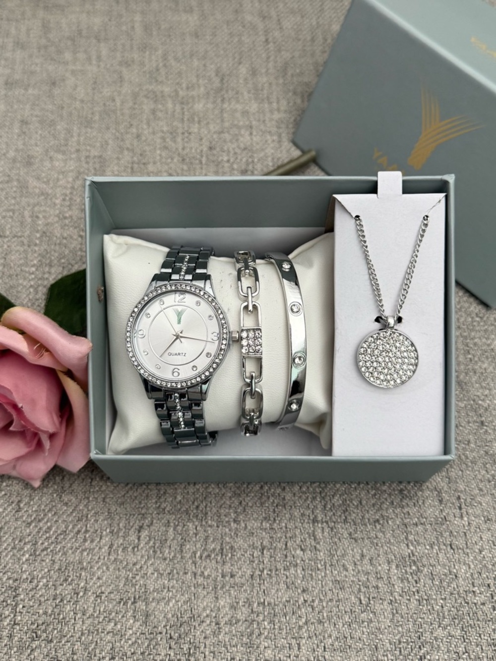 Silver Crystal Accent Women's Watch and Jewelry Gift Set✨